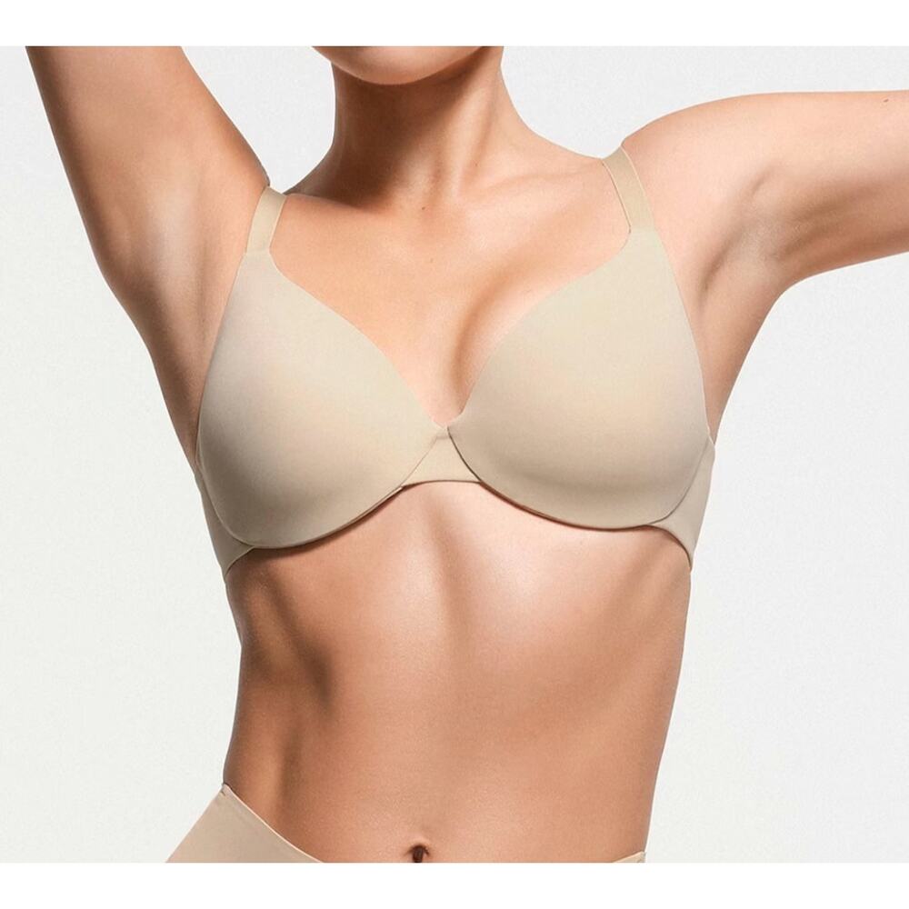 Skims Smoothing Intimates Full Coverage Bra NWT Clay Beige 32DDD 32F Seamless